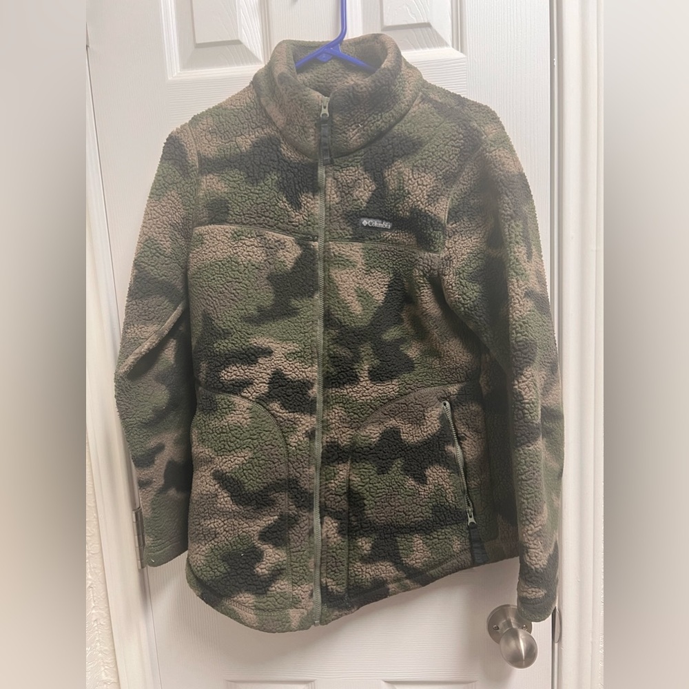 Columbia Camo Fleece Jacket, women’s small